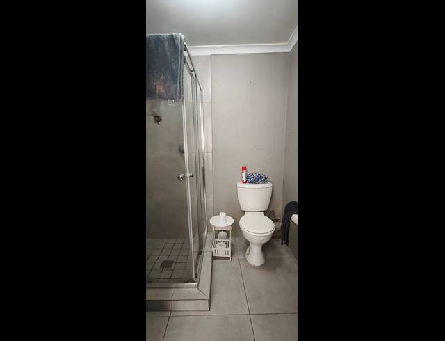 2 BEDROOM HOUSE TO LET IN AUCKLAND PARK